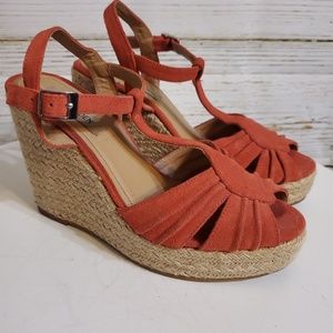 Steve Madden wedges with suede upper